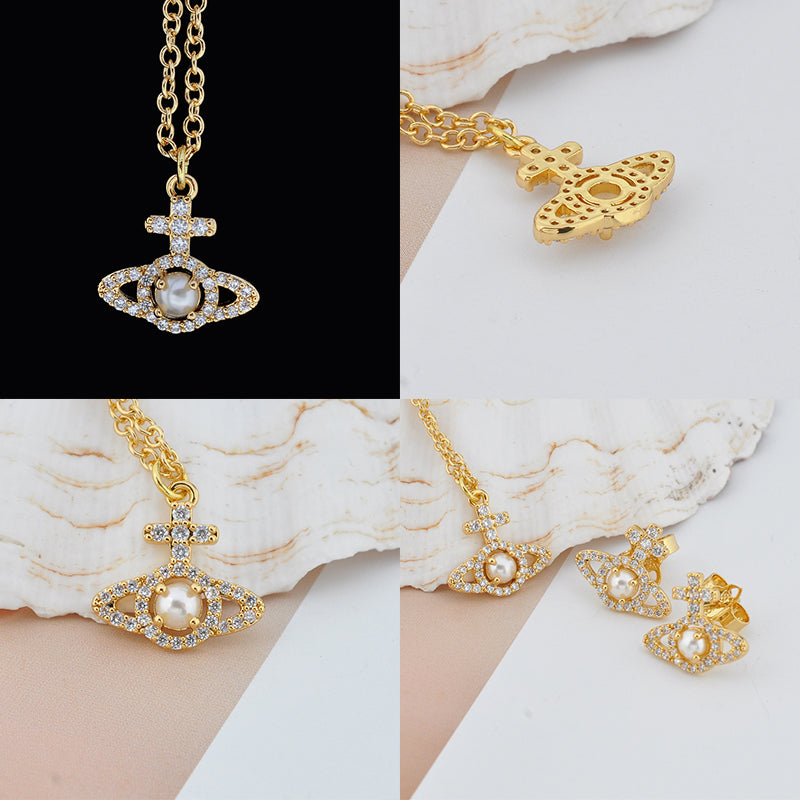 Gem Studded Orb Middle Pearl Pendant Necklace Gold & Silver (2 Colors)